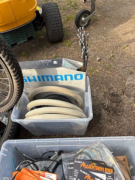 Stort parti cykeldelar blandat Shimano m.m.