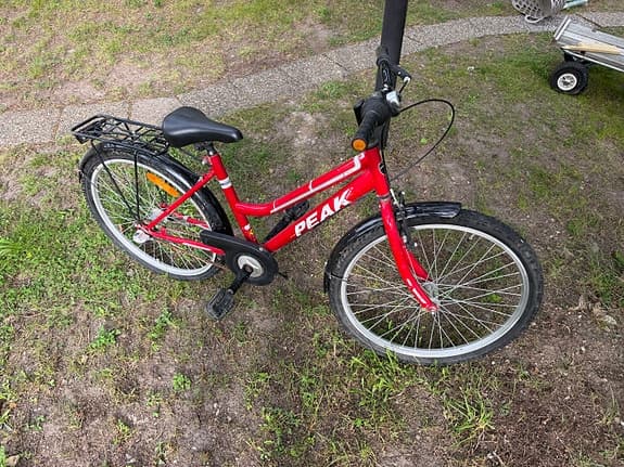24 tums treväxlad barncykel med hand och fotbroms