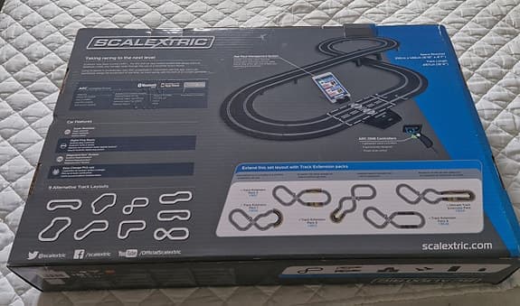 Scalextric bilbana med 4 bilar