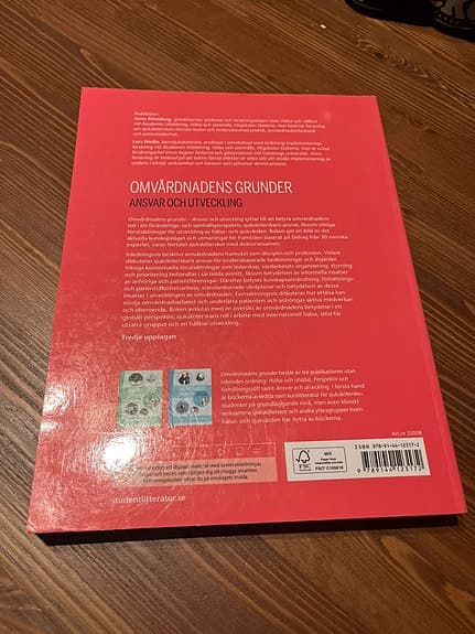 Omvårdnadens grunder – Ansvar och utveckling vård/sjuksköterska/ssk