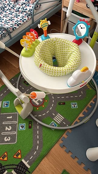 Skip hop Explore and moreaktivitetsstol / gåstol för bebis