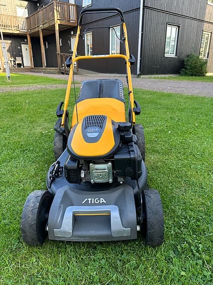 Stiga Combi 48 SQ bensinklippare gul/svart