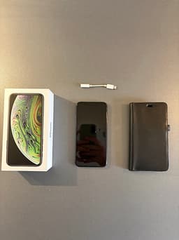 iPhone XS 64 GB svart