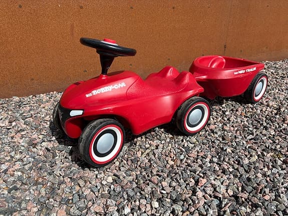 Big Bobby car Neo med släp