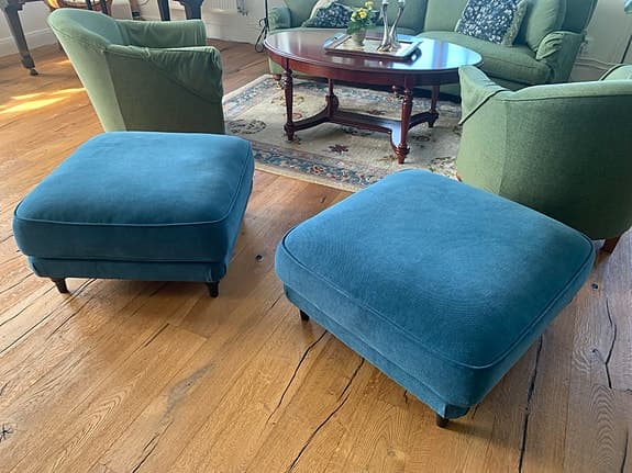 Sittpuff, puff, fotpall - 2 st, säljes styckvis 400 kr eller som par 700 kr