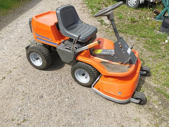 Husqvarna rider 850 nyrenoverad klippbord, och nya knivar