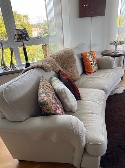 Howard Lyx 3 sits soffa. Svängd