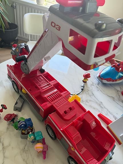 Paw Patrol brandbil med flera figurer