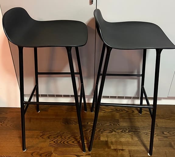 2 st Normann Copenhagen Form barstol