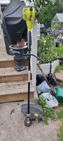 Ryobi bensindrv. Röjsåg
