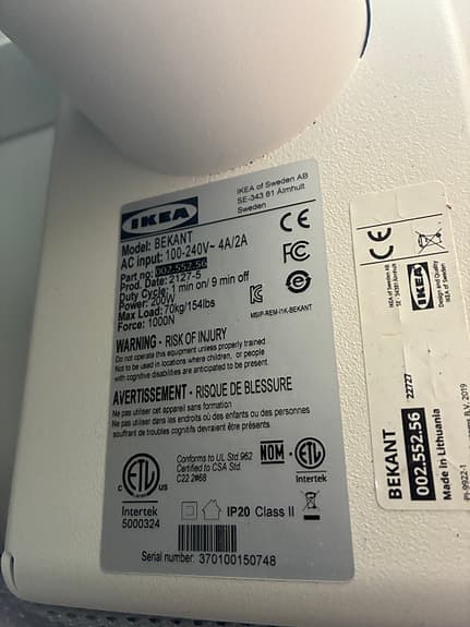 Ikea höj och sänkbart skrivbord