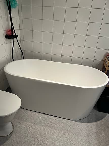 Fristående badkar vitt