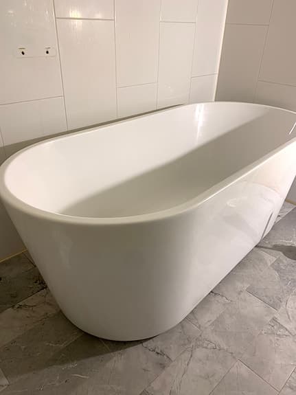 Fristående badkar vitt