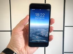 Apple iPhone 6s 64 GB