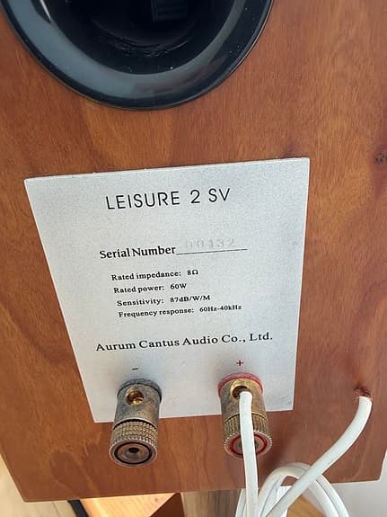 “Komplett Aurum Cantus 5.1 hifi/hemmabio med Nad T737 Receiver och stativ