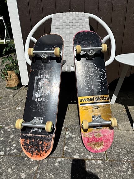 2 st kompletta Sweet skateboards säljes.
