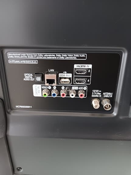 LG Smart TV 43"