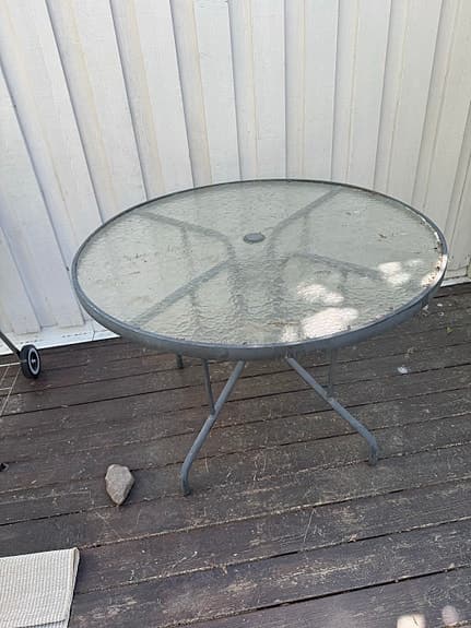 Trädgårdsbord i glas