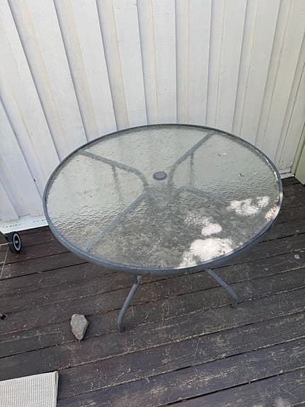 Trädgårdsbord i glas