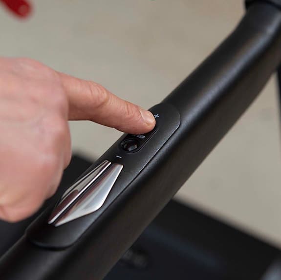 Proffesionellt löpband Titan Life T80 Pro