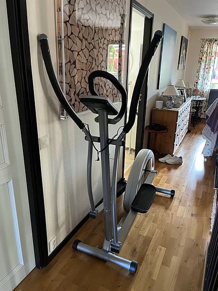 Benefitsports E960 crosstrainer grå/silver