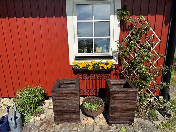 Planteringslådor i gran – handgjorda