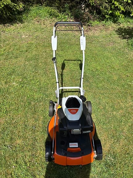 Stihl RM 4 RT gräsklippare