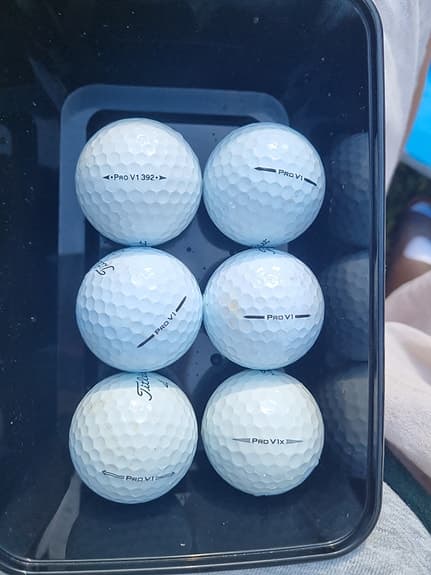 Pro V1 golfbollar.   6st