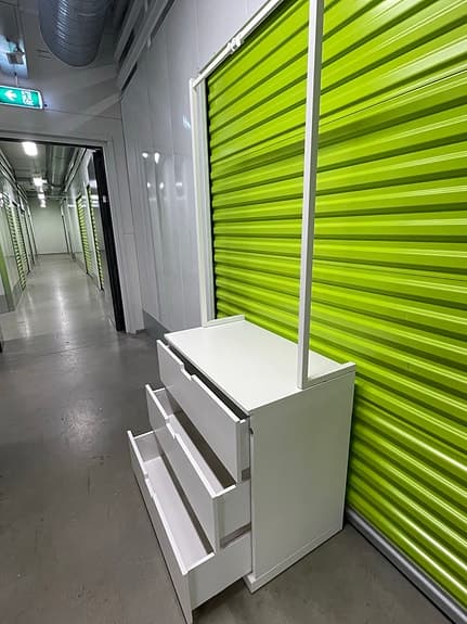Nordli byrå med 3 lådor extra klädsång
