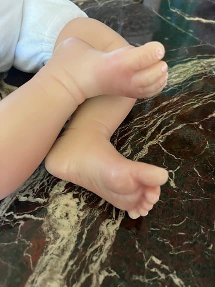 Realistisk babydocka med mjuk kropp