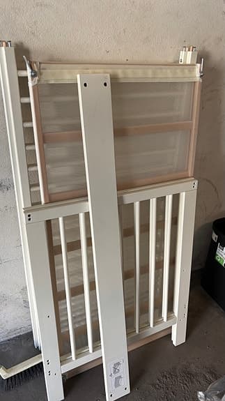 IKEA vit spjälsäng