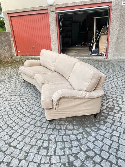 Mio Oxford svängd Howard-soffa – 5000 kr