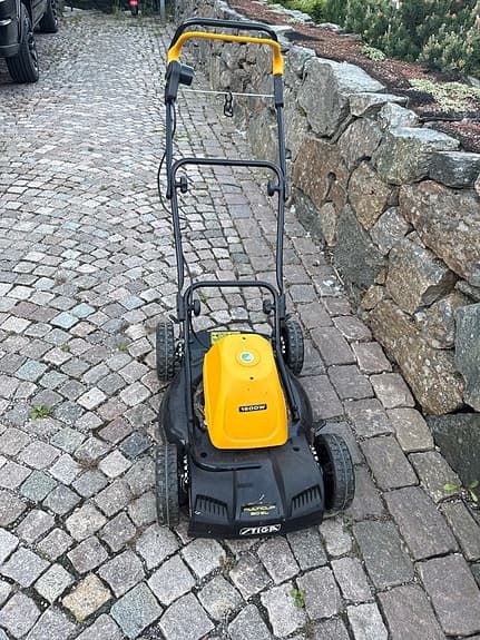 Stiga Multiklipp gräsklippare el driven  gul/svart