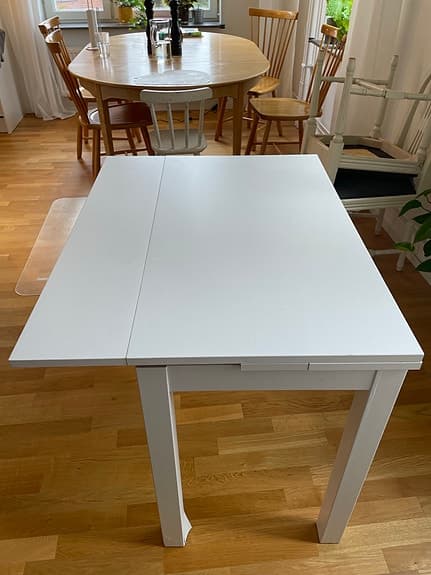 Bjursta köksbord