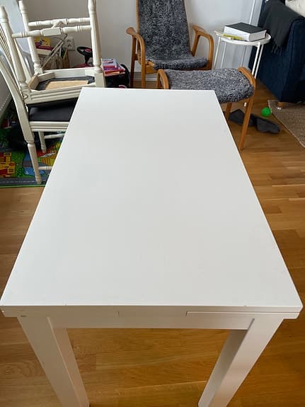 Bjursta köksbord