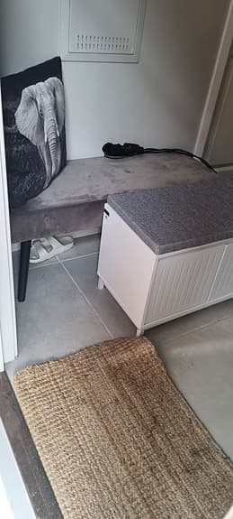 sittbänk med förvaring