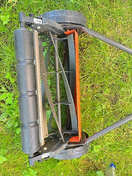 Husqvarna 540, handdriven gräsklippare.