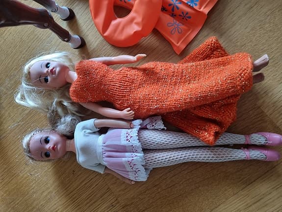 Vintage SINDY PEDIGREE Paket – Active Ballerina, Häst med tillbehör