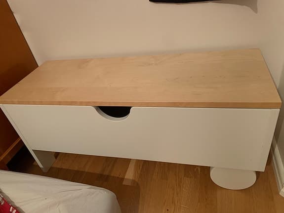 Bänk i mycket fint skick