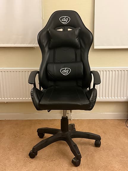 Dacota Falcon Gaming Chair