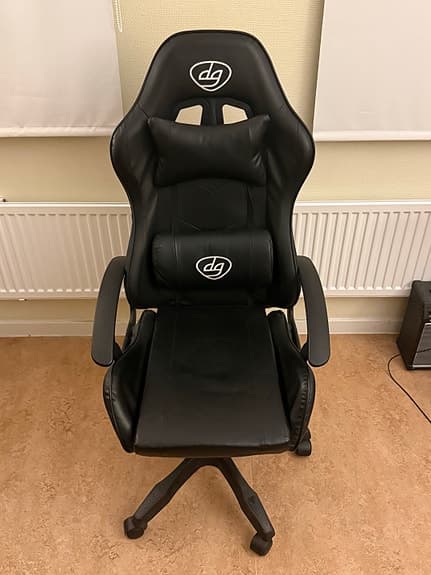 Dacota Falcon Gaming Chair