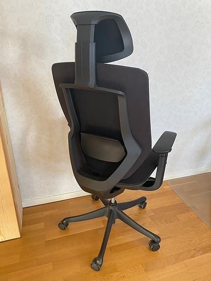 Ergonomisk kontorsstol med nackstöd – nypris ca 5.000 kr