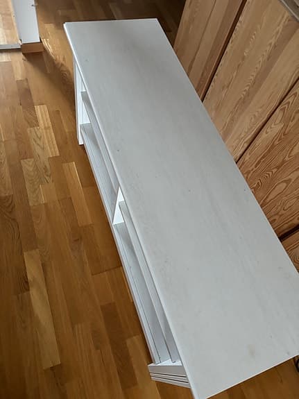 Vit bänk
