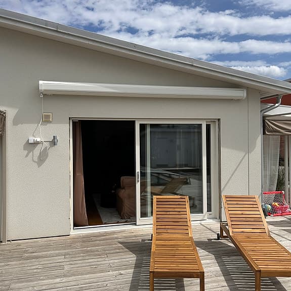 Ny Terrassmarkis med motor 4 x 3,5 m Beige
