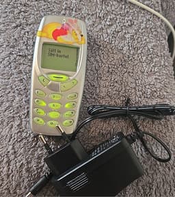 💥Nokia 3310 med Musse Pigg-tema