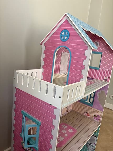 Dockhus i trä