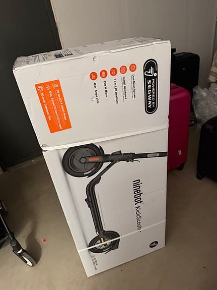 Segway Ninebot KickScooter Oöppnad