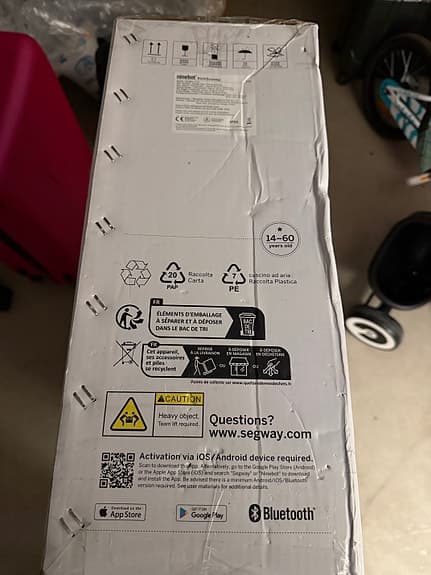 Segway Ninebot KickScooter Oöppnad