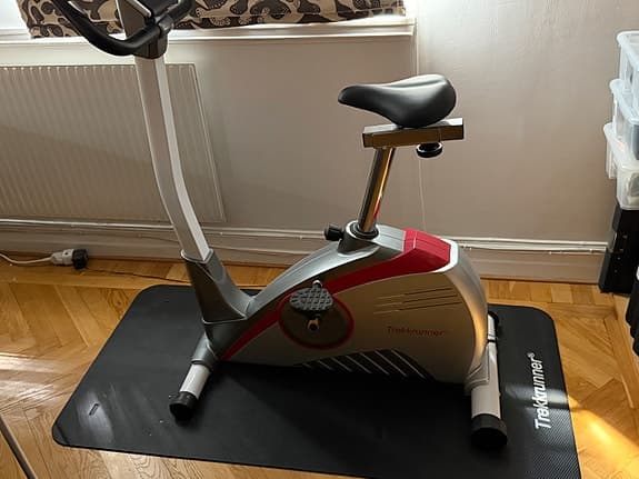 Trekkrunner motionscykel med träningsdator