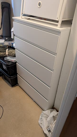 IKEA MALM byrå med 6 lådor vit